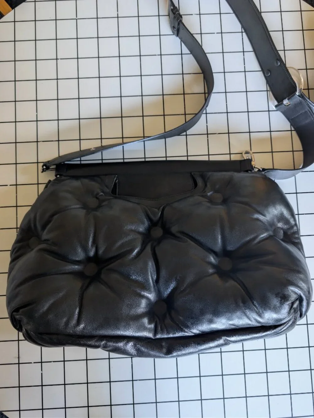 Maison Margiela - Glam Slam Classique Large Quilted Leather Bag, Black - Picture 6 of 11